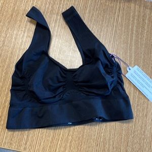 New with tags Yitty midi bra size M/L